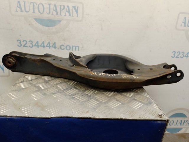 GHP928300A MAZDA Рычаг задней подвески поперечный правый купить в Кривой Рог