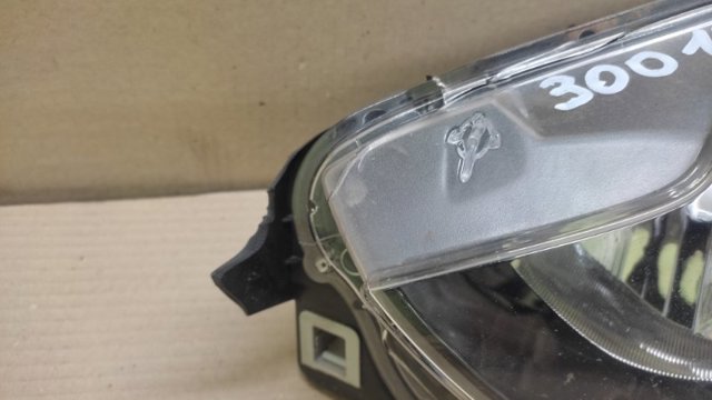 Вставка фары левой GJR9510L0C MAZDA