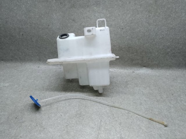 Бачок омывайки GJR967481 MAZDA