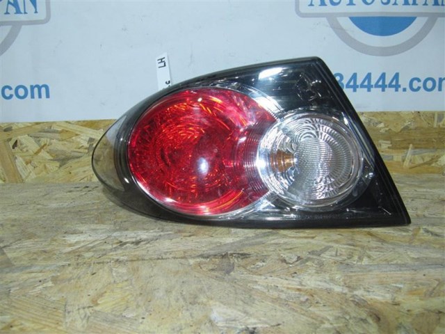 Фонарь задний GP7B51160 MAZDA