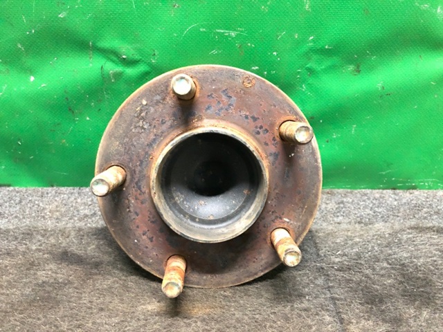 Задняя шпиндель GS1D2615X MAZDA