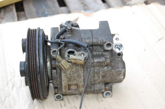 Компрессор климатической установки H12A0AH4EL MAZDA