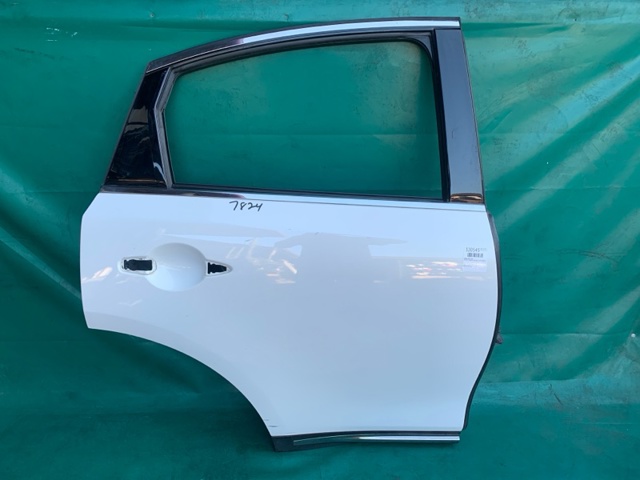 NISSAN H210M1CAMA Дверь задняя правая в наличии Киев