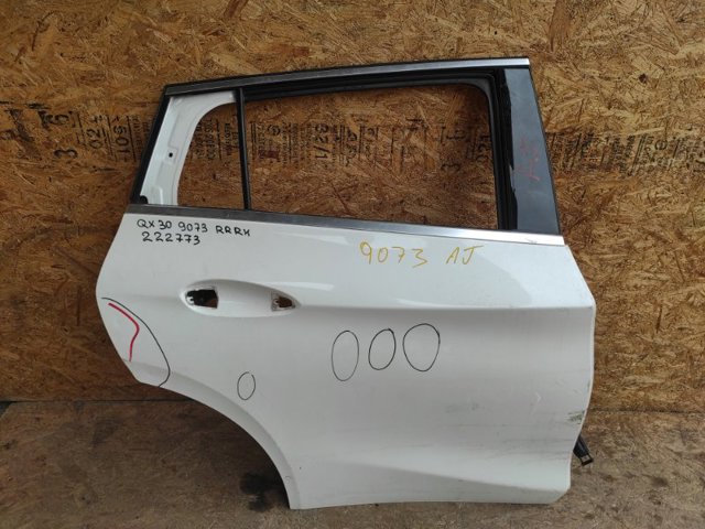 Задняя правая дверь HBA005DAMA NISSAN