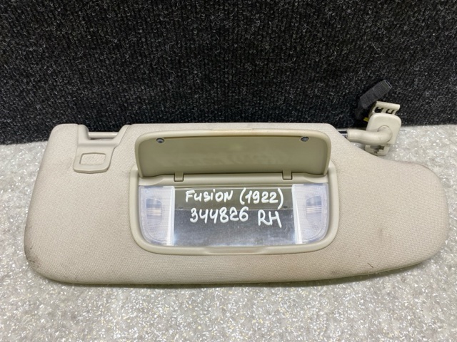 Козырек солнцезащитный автомобиля HS7Z5404104XE FORD