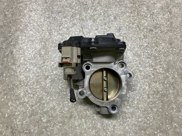 Блок дроссельной заслонки HX7Z9E926A FORD