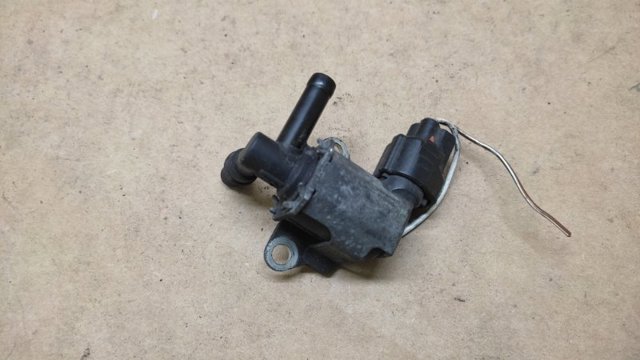 Клапан адсорбера топливных паров K5T46693 MITSUBISHI