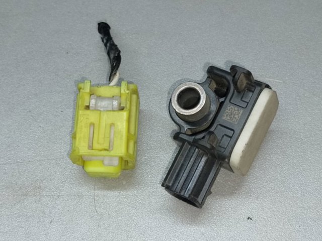 Датчик подушки безопасности K85811LA0A NISSAN
