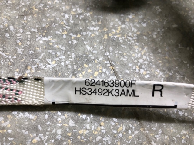 NISSAN K85P04GA0A Шторка боковая, правая в наличии Запорожье