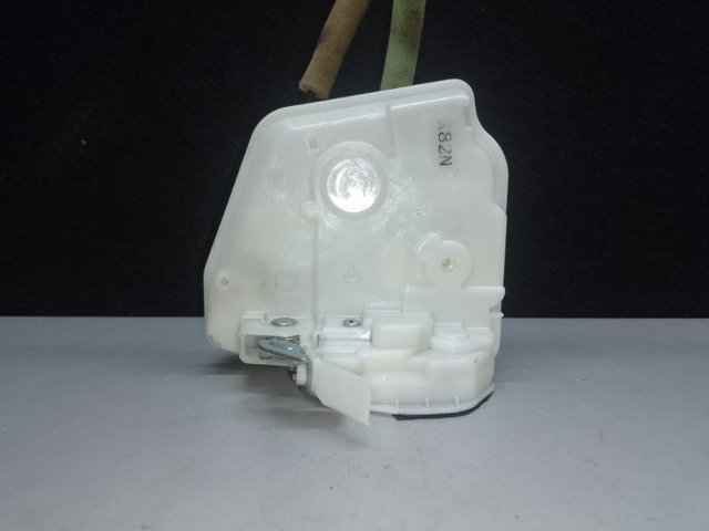 KB7W73310 Замок двери задней левой купить Запорожье