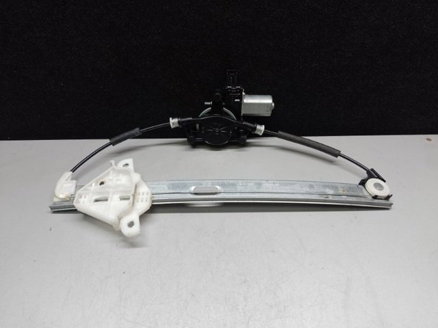 Стеклоподъемник задней левой двери KB7W73590 MAZDA