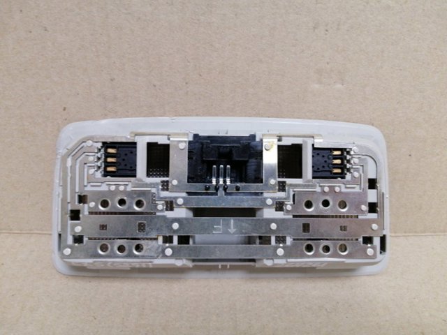 KD455131075 Плафон освещения салона (кабины) задний купить Ужгород