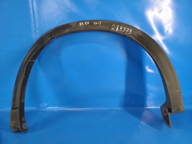 Молдинг арки крыла переднего, правый KD5351W20C MAZDA