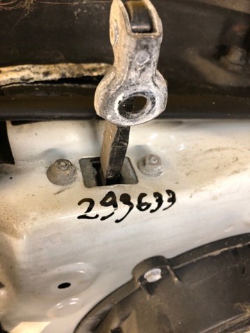 Ограничитель открывания дверей KD5358270C MAZDA
