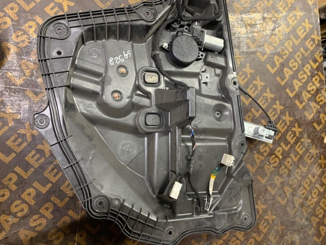 Стеклоподъемник (механизм перемещения стекла) KD5358590 MAZDA