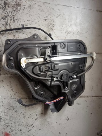 MAZDA KD5372590 Механизм стеклоподъемника двери задней правой в наличии Ровно