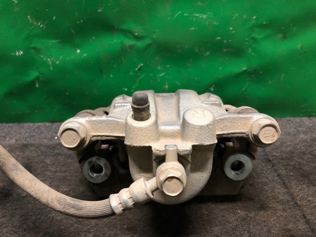 L20626980D MAZDA Суппорт тормозной задний правый купить в Винница