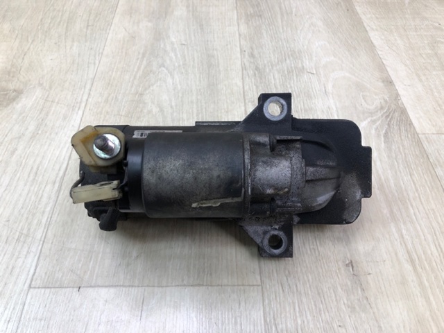 MAZDA L32718400 Стартер в наличии Чернигов