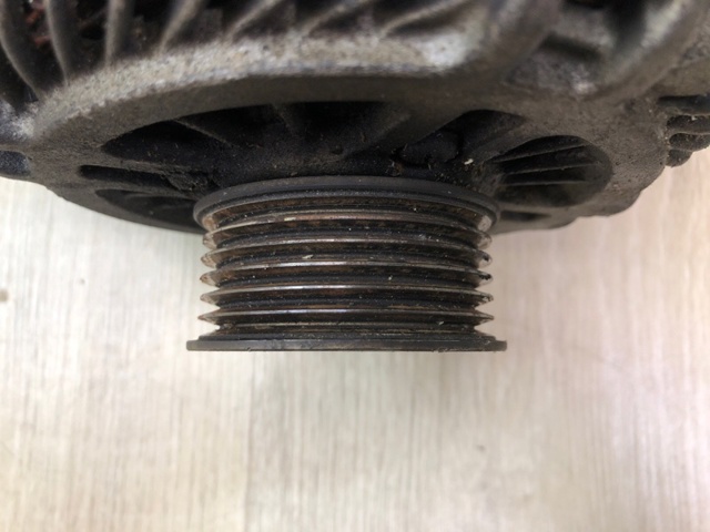 MAZDA L33G18300 Генератор в наличии Павлоград