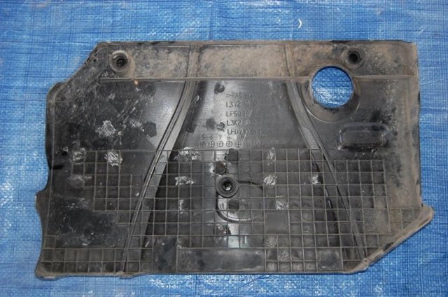 MAZDA L372102F1 в наличии Ровно