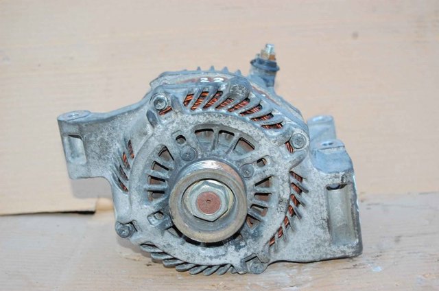 MAZDA L3P918300B Генератор в наличии Тернополь