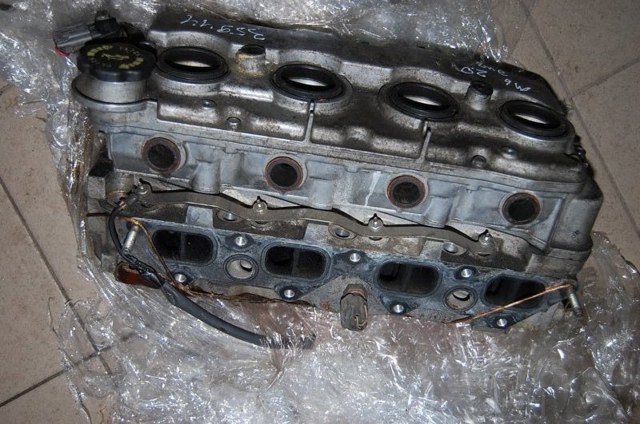 LF0110250 MAZDA Крышка маслозаливной горловины купить в Ирпень