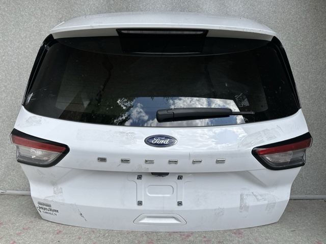 Фара задняя правая внутренняя LJ6Z13404B FORD