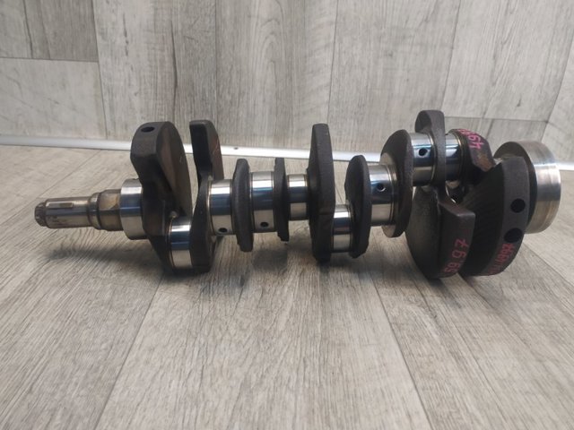 Коленвал двигателя MD144525 MITSUBISHI