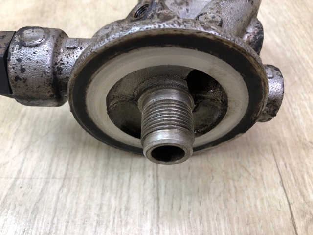 MD368977 MITSUBISHI Корпус масляного фильтра купить в Киев