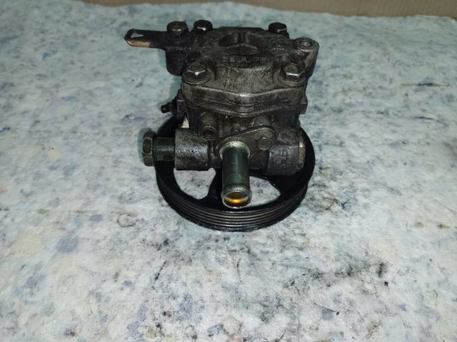 MN100472 MITSUBISHI Насос гидроусилителя руля (ГУР) купить в Павлоград