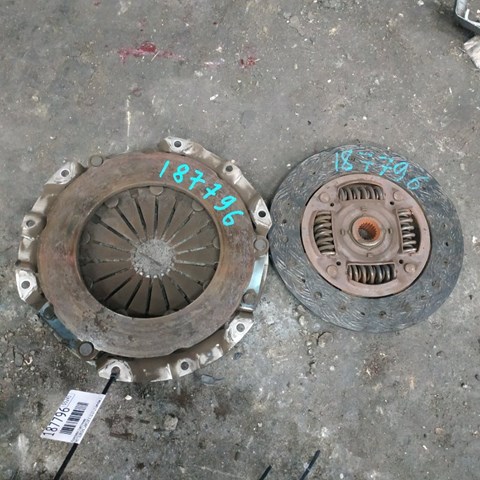 Нажимной диск сцепления MN132330 MITSUBISHI