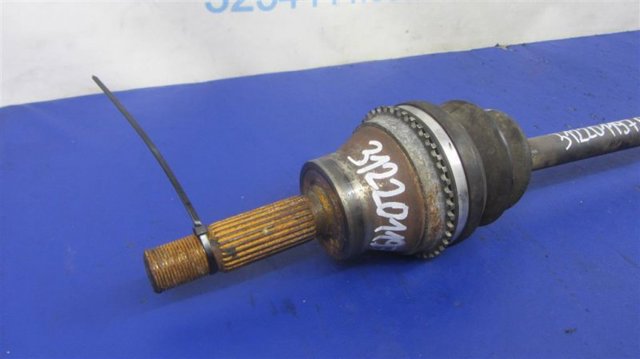 MITSUBISHI MN156841 Полуось задняя левая в наличии Украина