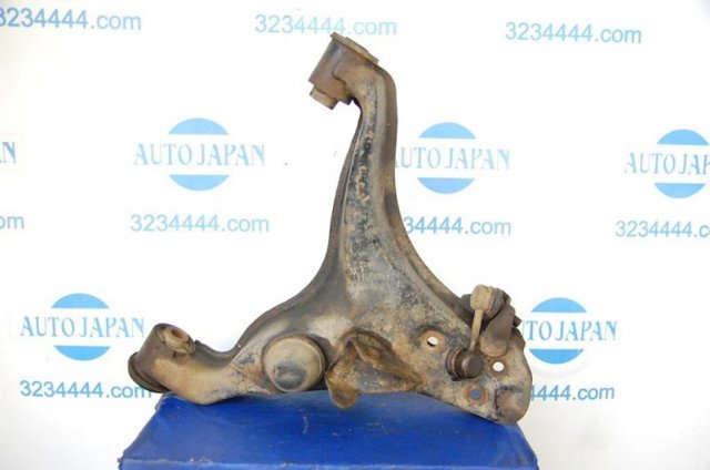 MITSUBISHI MR496795 Рычаг передней подвески нижний левый в наличии Запорожье