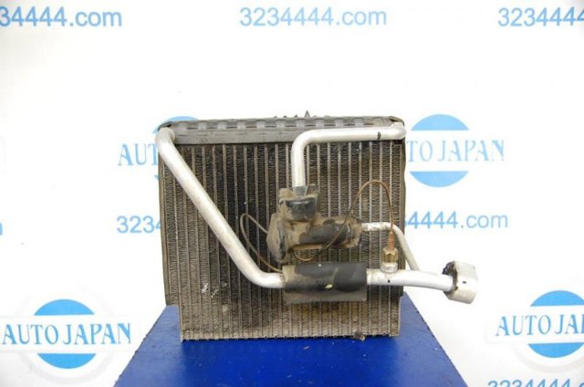 Радиатор кондиционера салонный, испаритель MR513490 MITSUBISHI