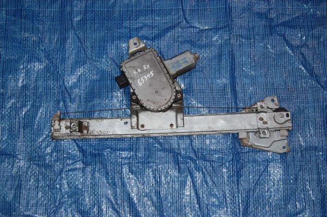 MITSUBISHI MR523514 Механизм стеклоподъемника двери задней правой в наличии Киев