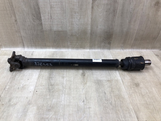 Вал карданный переднего моста MR580390 MITSUBISHI