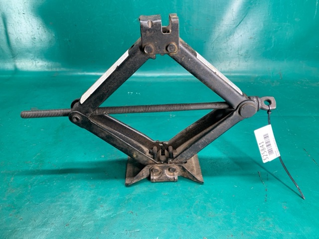 Домкрат MR589317 MITSUBISHI