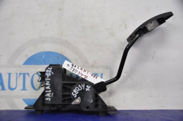 Педаль акселератора MR955493 MITSUBISHI