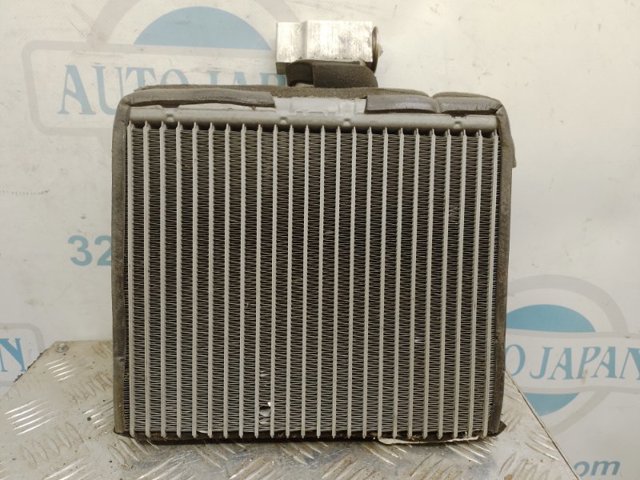 Радиатор отопителя салона MR958417 MITSUBISHI