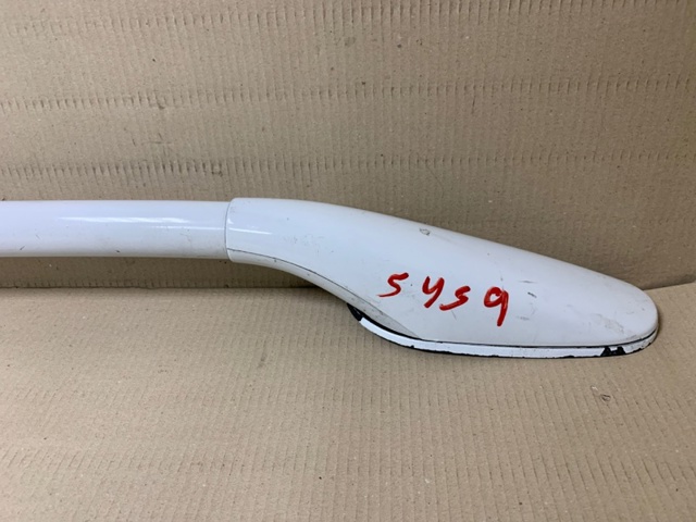 MITSUBISHI MR971436 Рейлинг крыши правый в наличии Запорожье