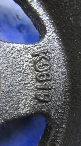 MAZDA PE0111400 Шкив коленвала в наличии Украина