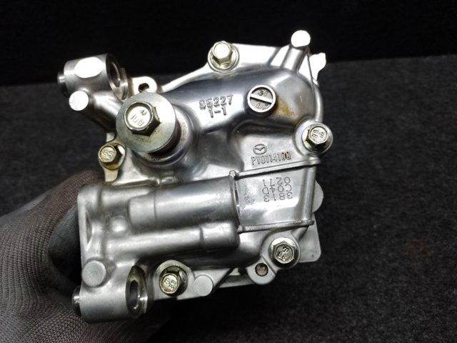 Насос масляный PY0114100 MAZDA