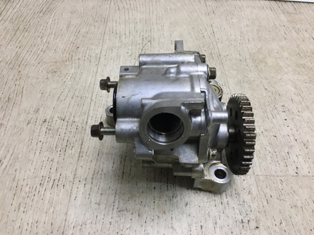 MAZDA PY0114100 Масляный насос в наличии Тернополь