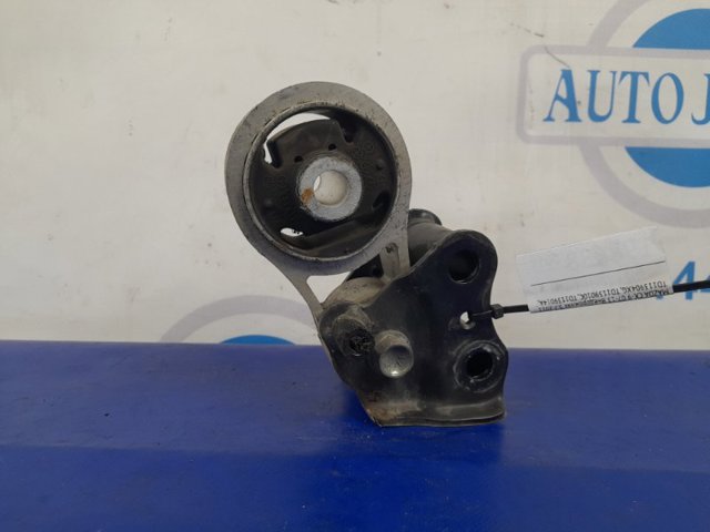 Задняя опора двигателя TD1139040C MAZDA
