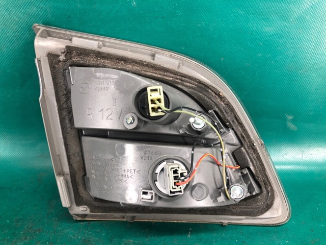 MAZDA TD11513F0F Фонарь задний правый внутренний в наличии Павлоград