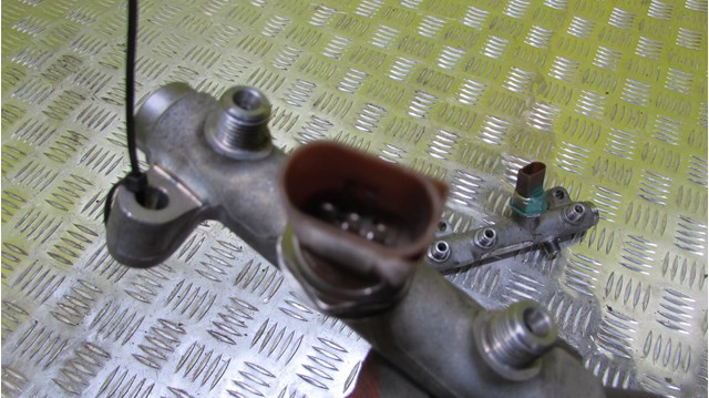 Датчик давления топлива Порше Кайен