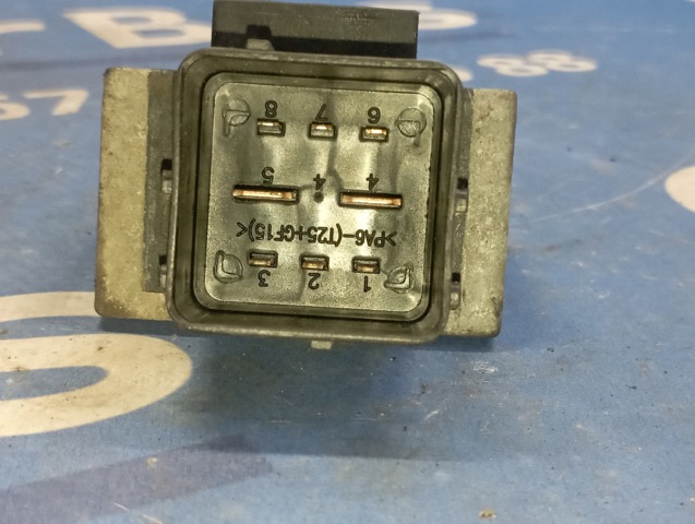 Реле свечей накаливания 110678071R RENAULT