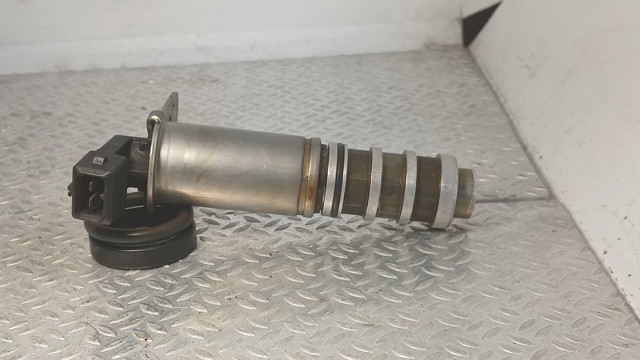 Клапан положения фаз распредвала 11367585776 BMW