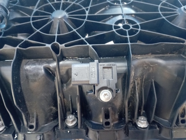 Впускной коллектор 11618647977 BMW