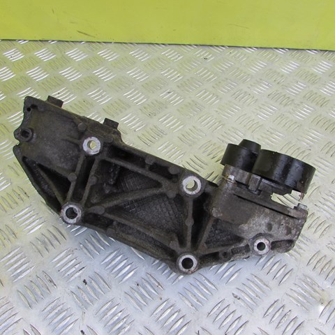 RENAULT 117103703R Кронштейн генератора в наличии Тернополь